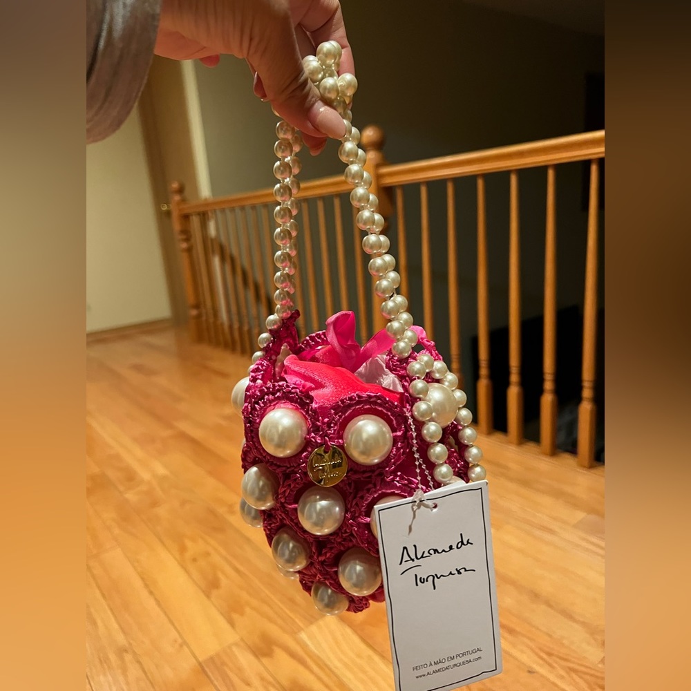 Alameda turquesa hot pink pearl bag!